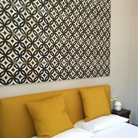 فندق مبيت وإفطار Deco 3*