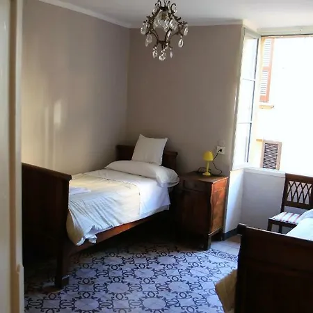 Nocleg ze śniadaniem Deco 3*