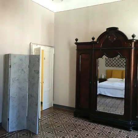 Nocleg ze śniadaniem Deco 3*