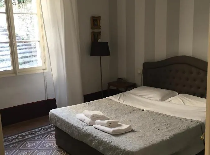 Bed and Breakfast Deco